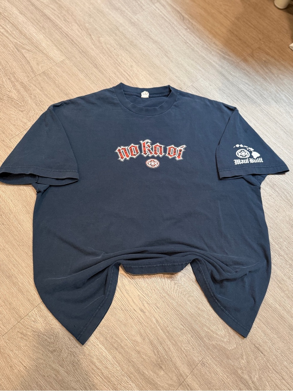 Distressed Men’s Maui Built Retro Surf Tee Navy Blue